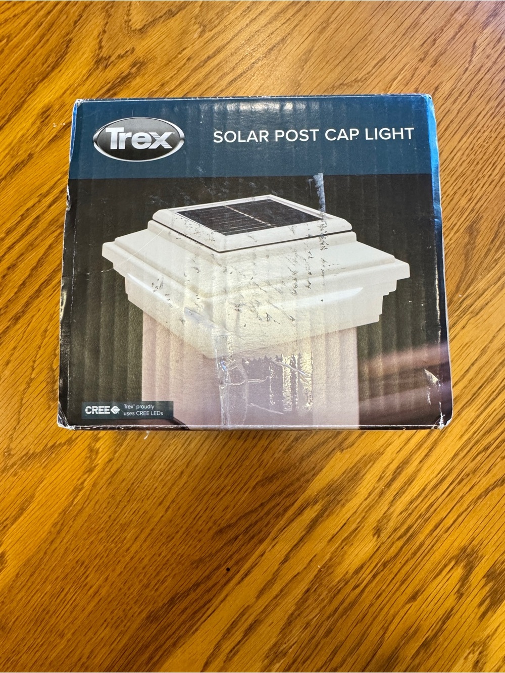 TREX 4x4 Solar Post Cap Light in Classic White - WTSOLAR4X4CAP *NEW IN BOX*